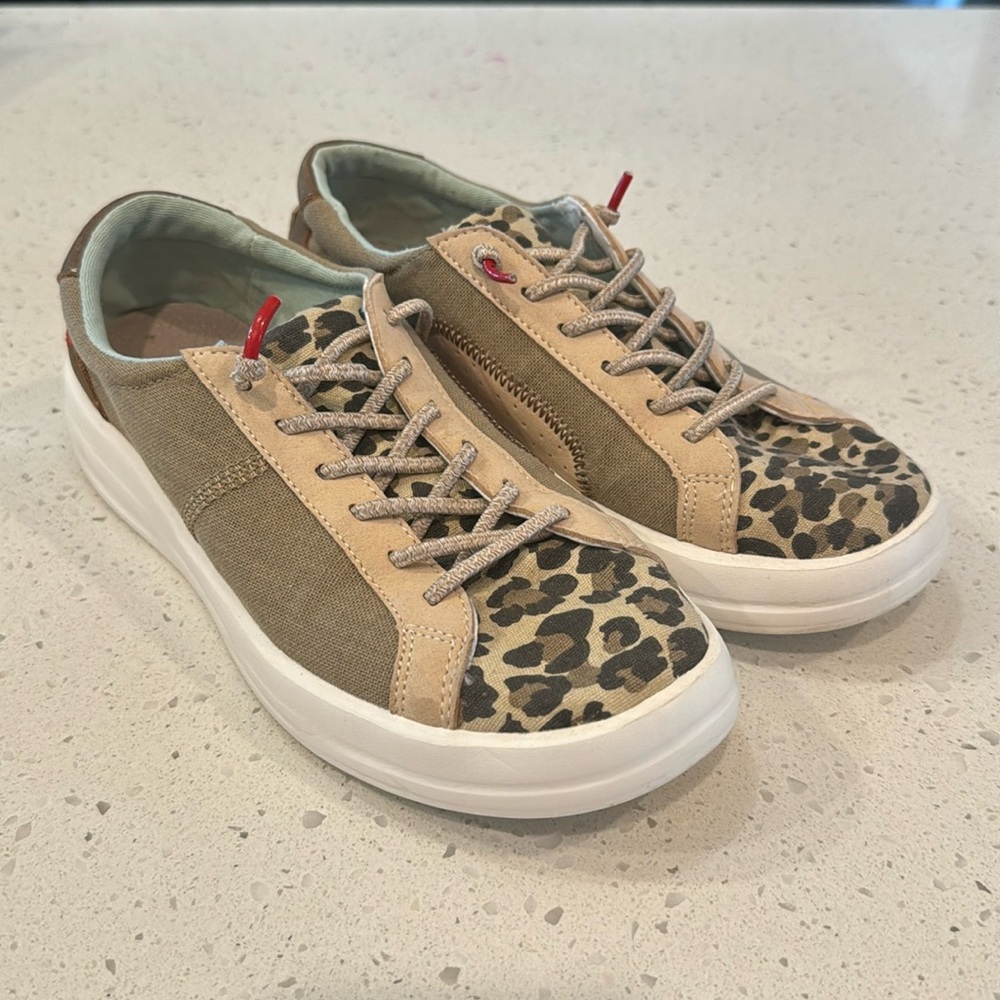 Hey Dude Karina Slip on Casual Shoes - Womens size 6